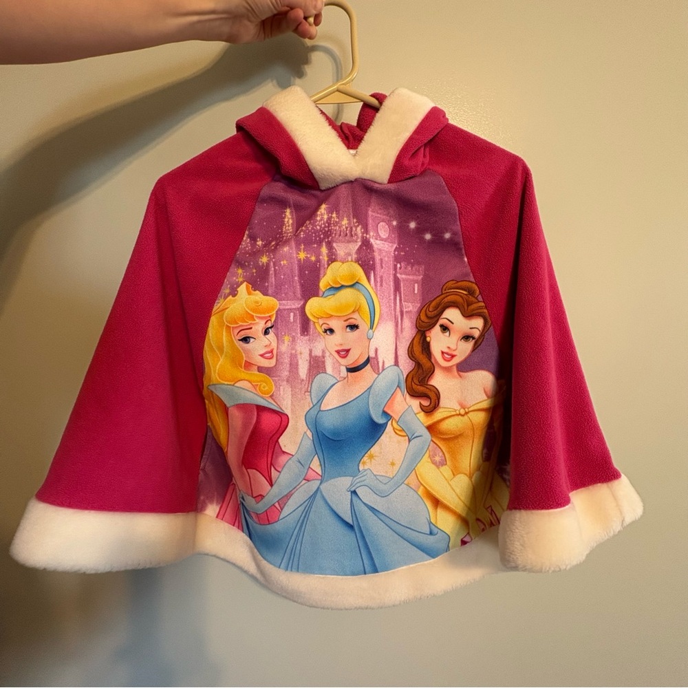 Vintage Y2K 2000’s Pink Disney Store Princess Poncho Cape Winter Kid’s Size L
